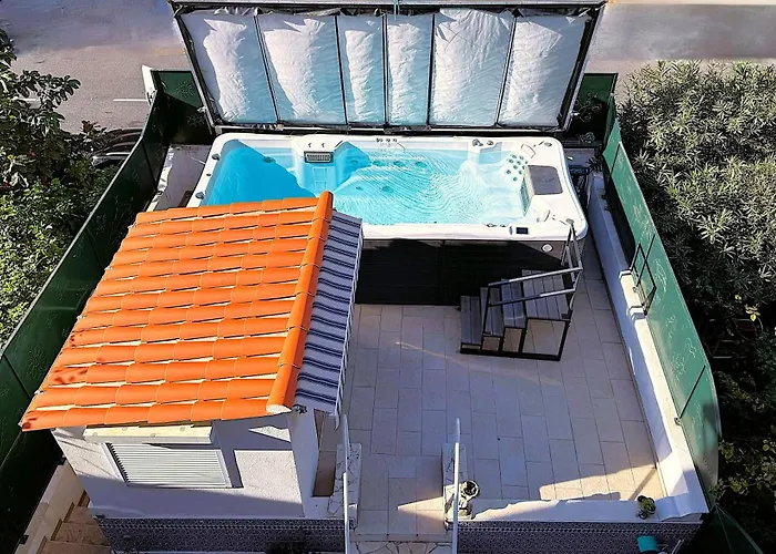 Elegance Et Detente, Piscine Chauffee, Terrasse Et Garage Prive A Nice