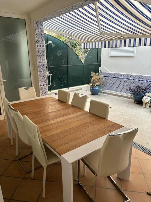 Elegance Et Detente, Piscine Chauffee, Terrasse Et Garage Prive A *
